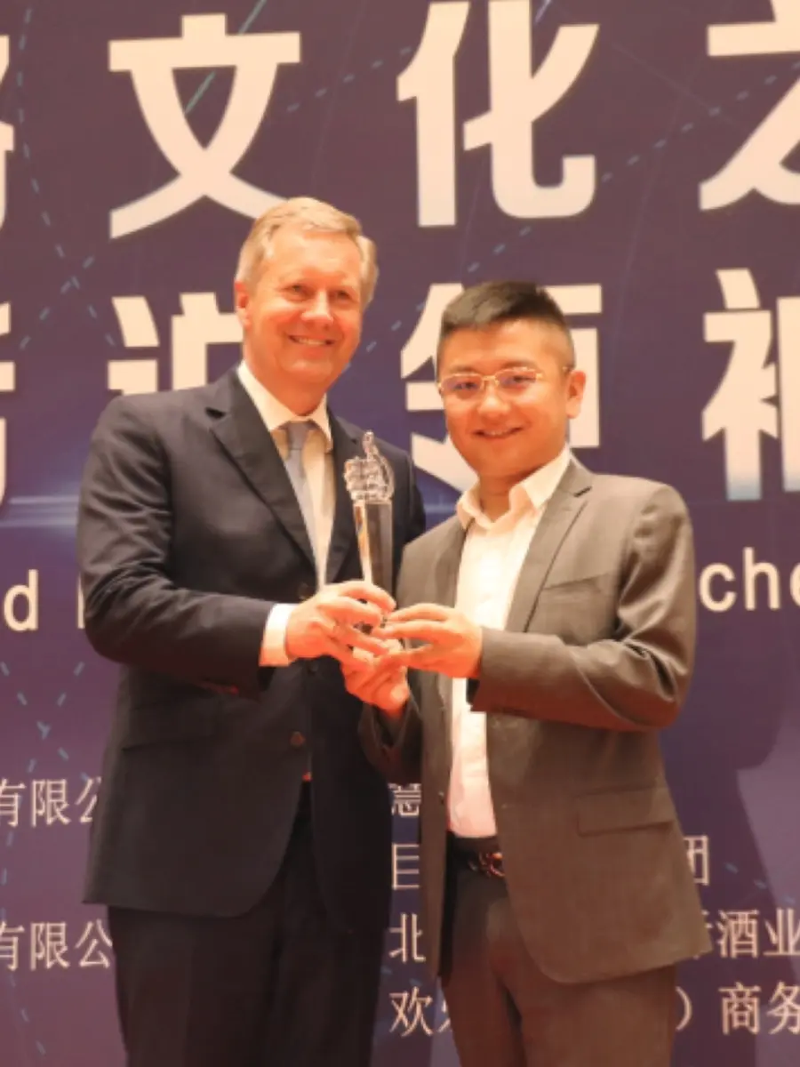 Welten 与德国前总统武尔夫